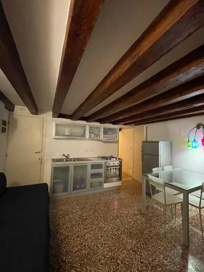 Lovely Ovosodo Apartaments #2 Ve-Rialto Venice Italy