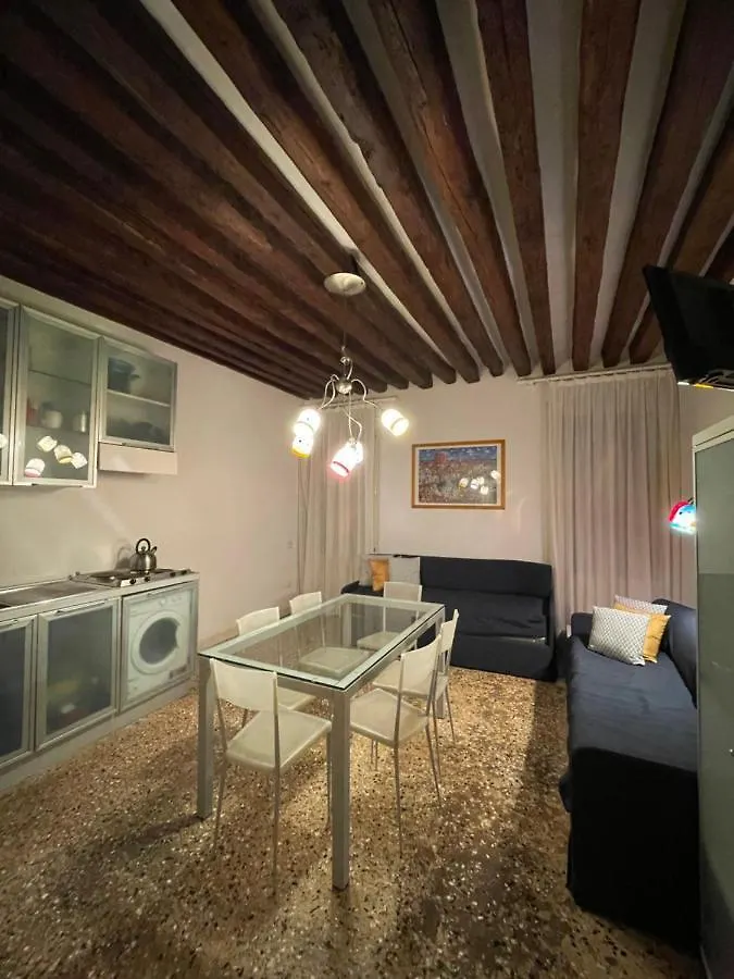 Lovely Ovosodo Apartaments #2 Ve-Rialto Venice